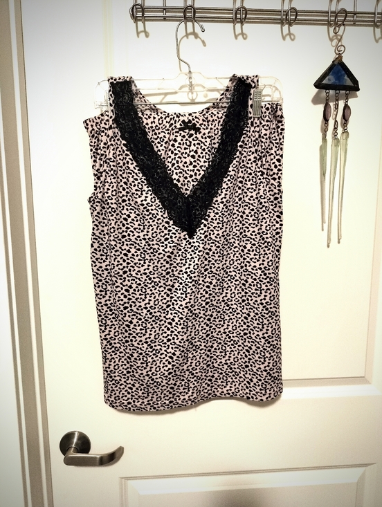 Tahari Other - Tahari Pink Leopard-Print Sleep Cami with Black Lace V-Neck